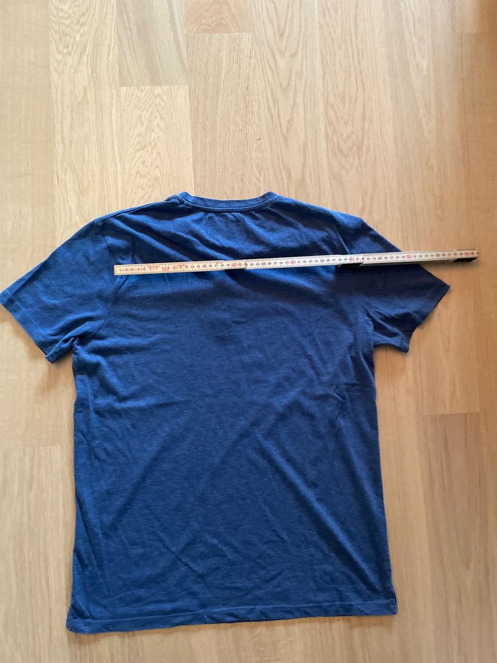 T-shirts: Tshirt PULL & BEAR L – D'occasion à Basel par pilzliii 5