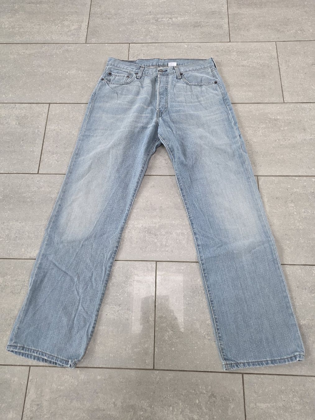 Levi's Jeans: Jeans Levi's 501 in hellblau – Gebraucht aus Hausen AG von Monchhichi01