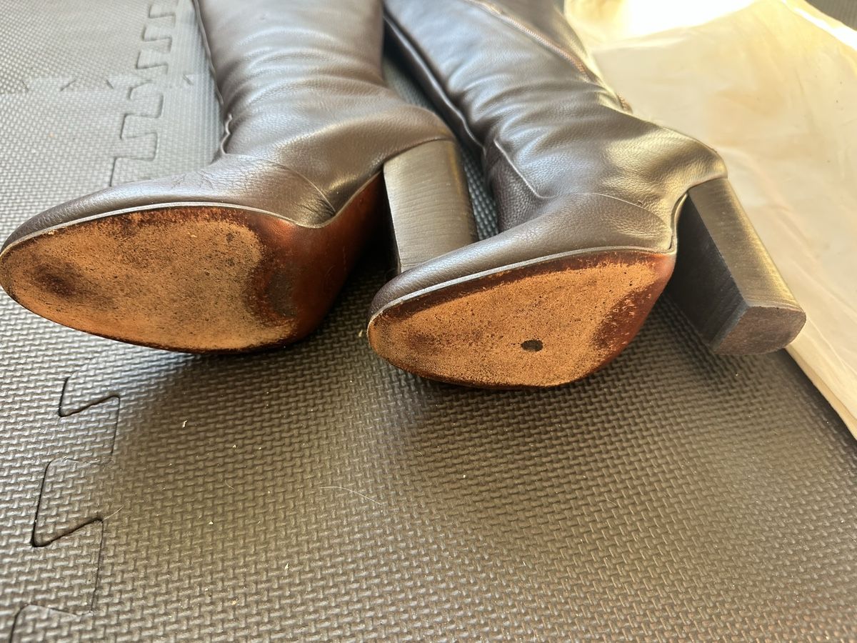 Chanel Scarpe da donna: Chanel Lederstiefel – Usato da Sarmenstorf venduto da SamiraB. 1