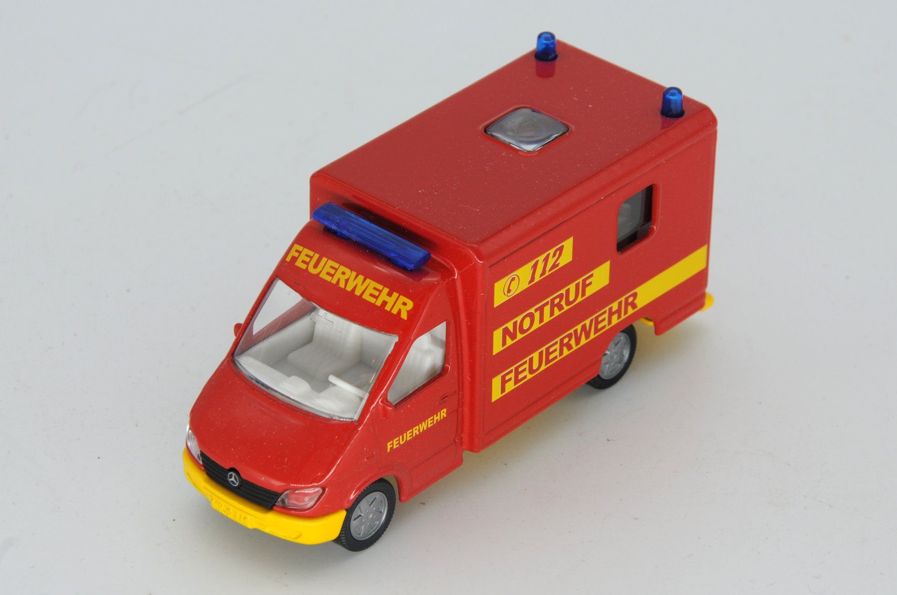 Siku Modellautos: Siku 2020 - Mercedes Sprinter Rescue Van – Gebraucht aus Ostermundigen von archeopteryx 2
