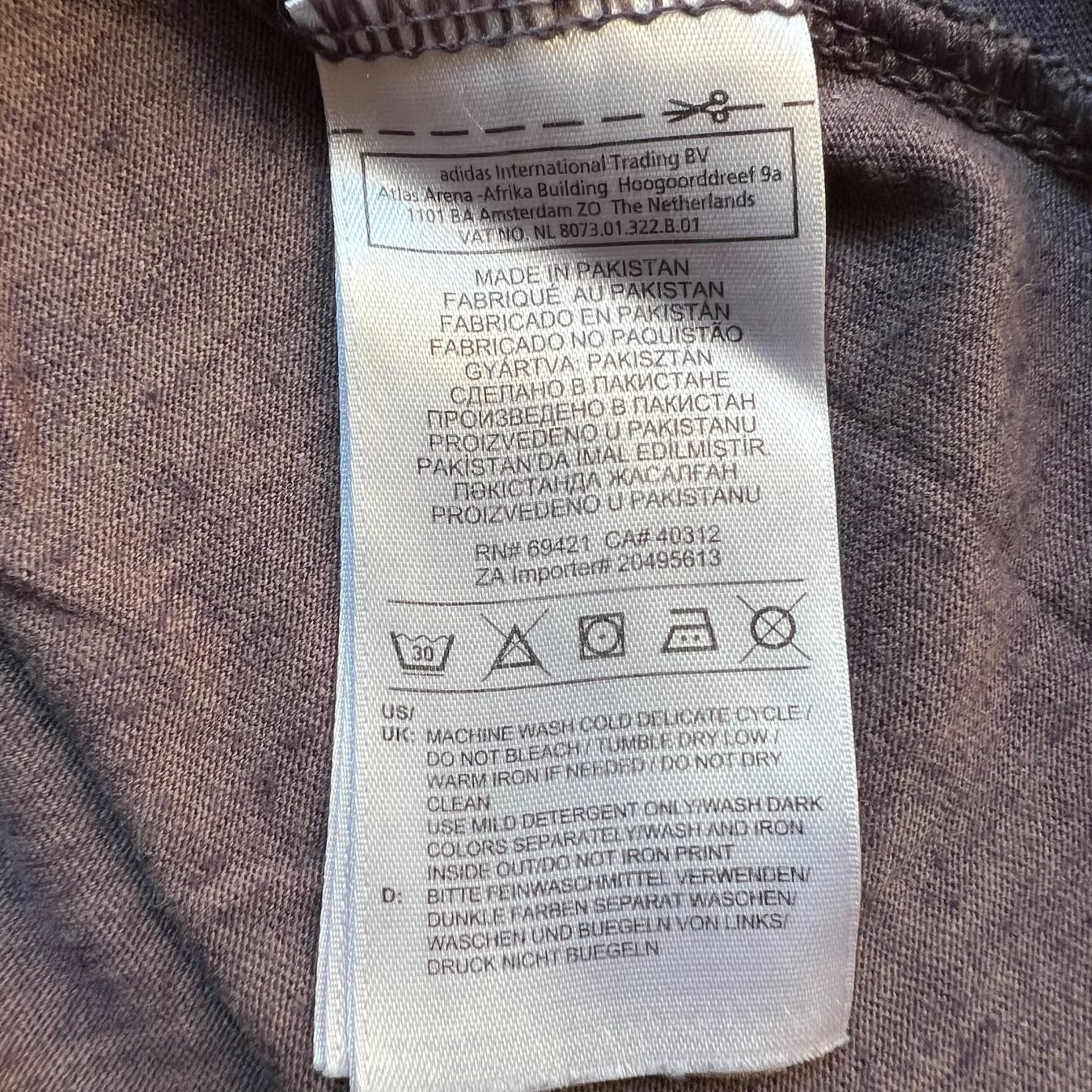 Reebok T-shirt: REEBOK T-Shirt – Usato da Zürich venduto da ClosetQueen 8
