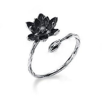 Anelli: Schwarzer Blumen Ring aus Silber – Nuovo e nell'imballaggio originale da Wil SG venduto da Veratier 9