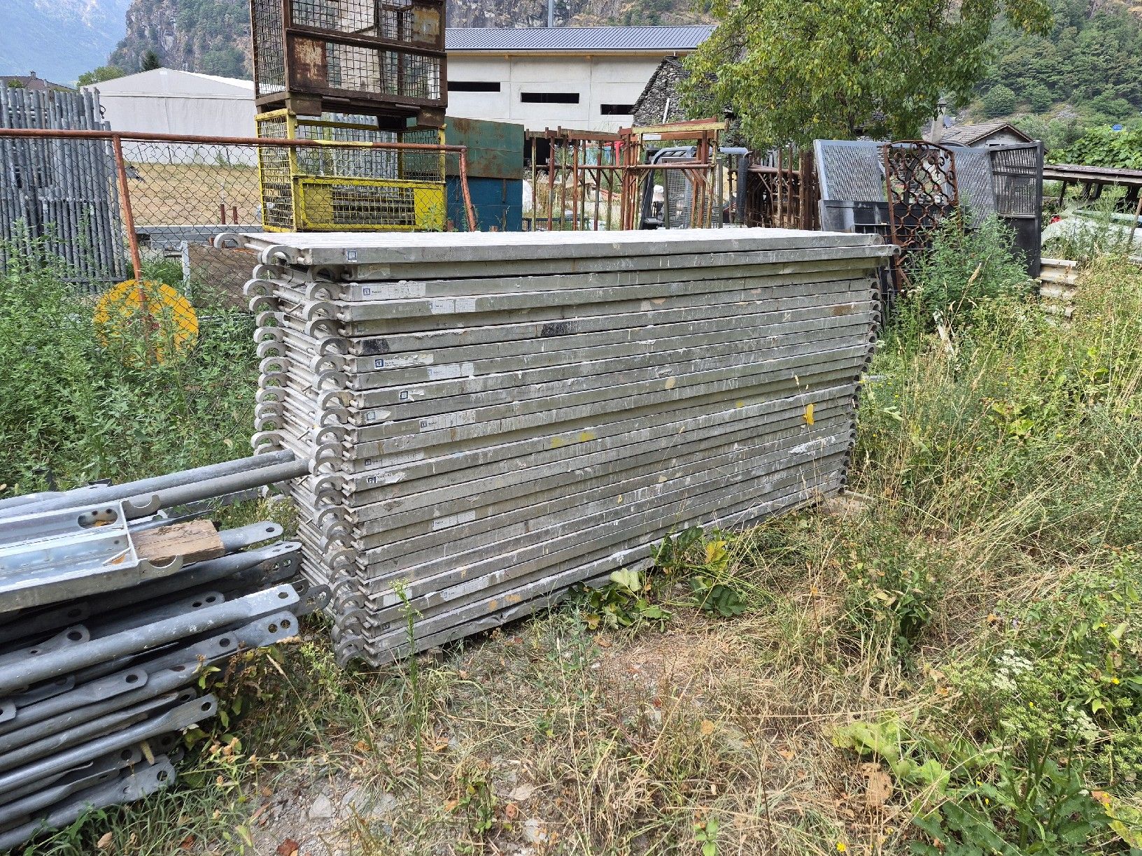 Ponteggi: gerüst tobler mato ? – Usato da Cevio venduto da BiadiciN 4