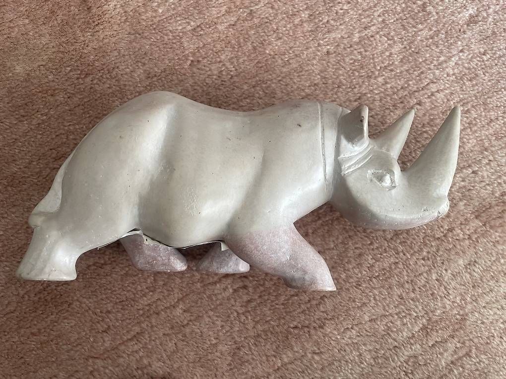 Statuette: Nashorn Figur Mombasa – Usato da Zürich venduto da andaman28 1
