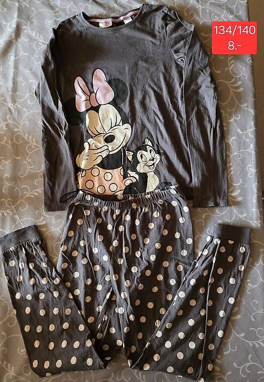 Pyjamas & Ähnliches: Kinderpyjama lang Minnie – Gebraucht aus Kirchlindach von CloodHouzi