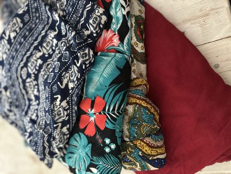 4er-Paket: Luftige Sommerhosen  (Grösse M)