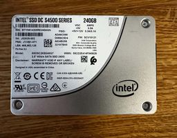 Intel SSD DC S4500 240GB – Enterprise SATA SSD 2.5"