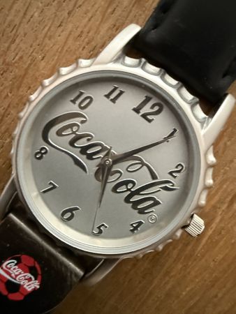 Coca-Cola Uhr Armbanduhr Herrenuhr oder Damenuhr