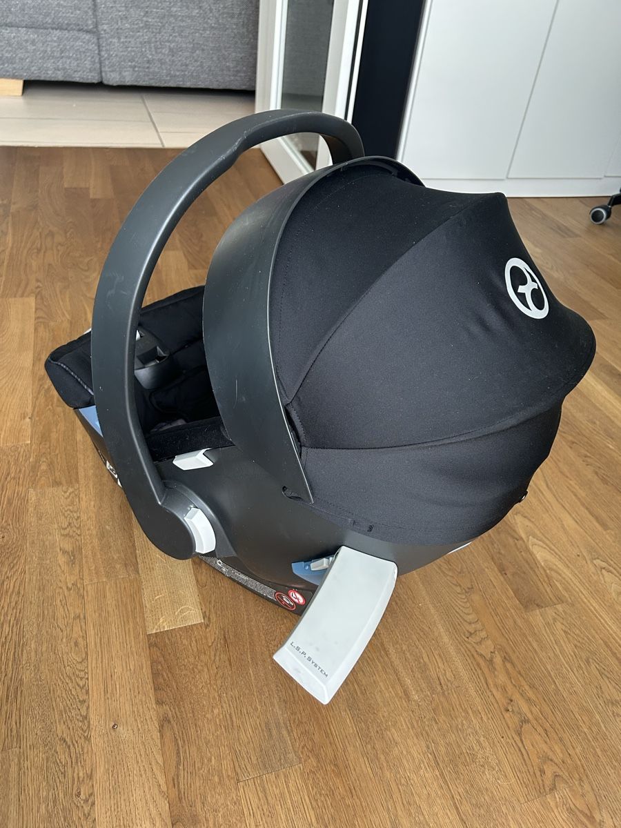 Cybex Seggiolini per auto: Cybex Aton 5 Granite Black Babyschale Autoschale – Usato da Zürich venduto da nam_cd9v 1