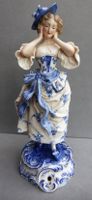 Hübsche antike Figur von Dressel & Kister