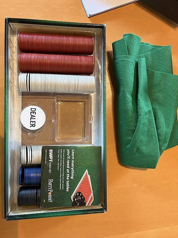 Giochi: Pokerset – Usato da Flamatt venduto da MelodieMay 1