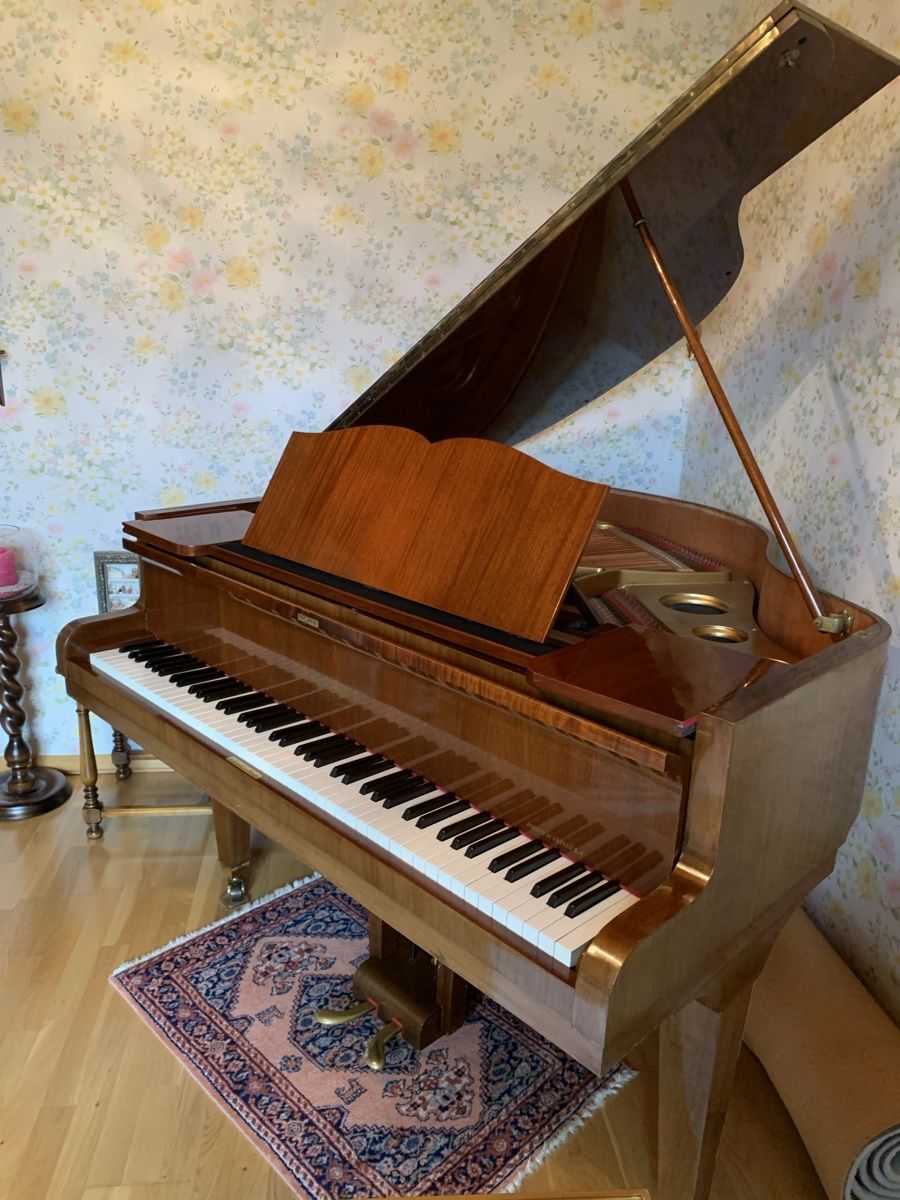 Musikinstrumente: Piano demi-queue Caveau 1960 – Gebraucht aus Romont FR von magdem 5