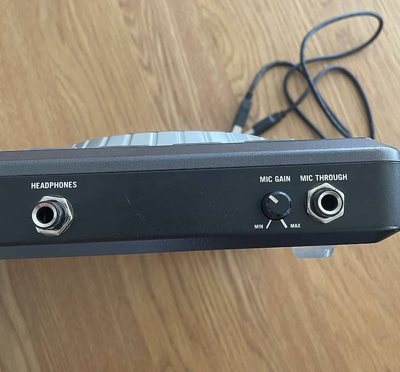 Platines de mixage: Numark Mixtrack Pro – D'occasion à Sachseln par djalbox 2