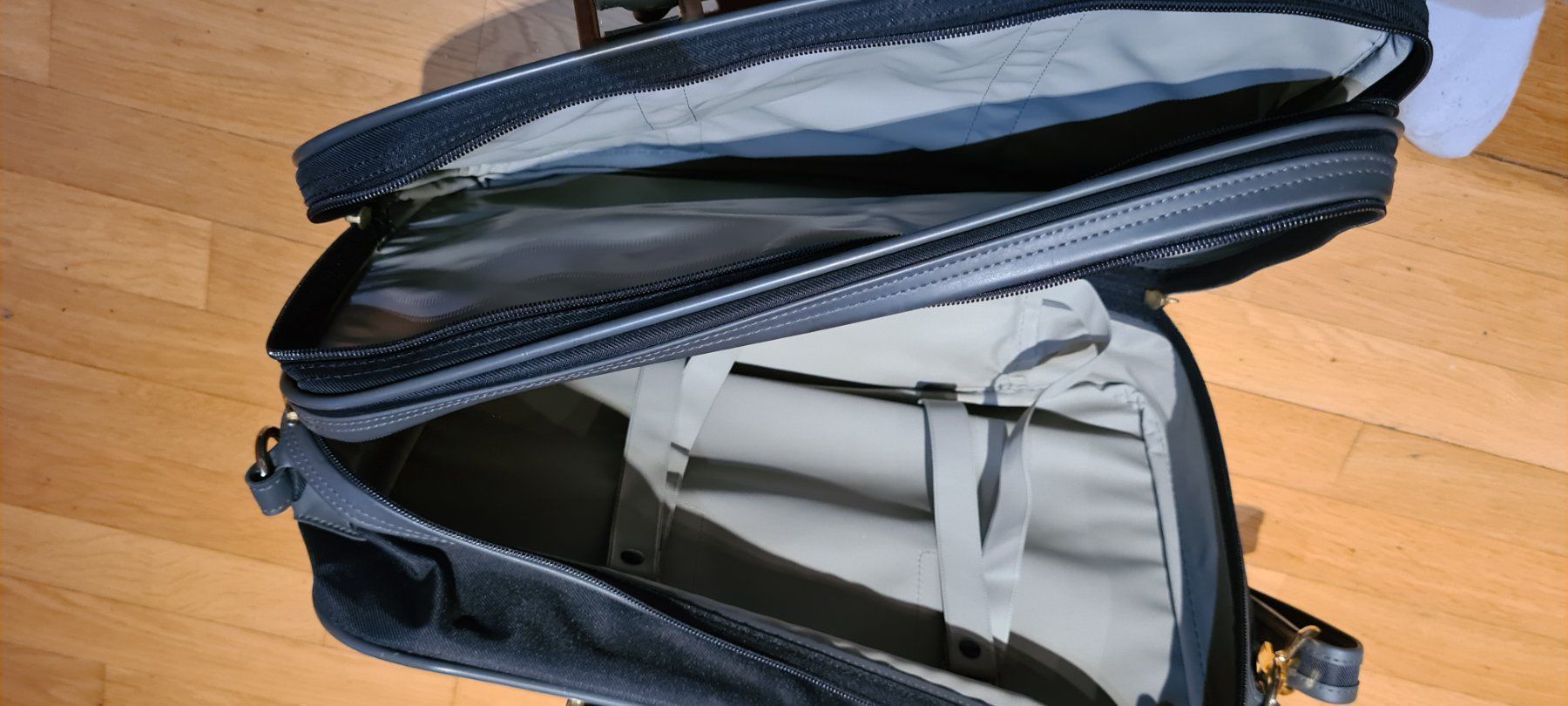 Samsonite Sacs: Kleiner Samsonite Koffer – D'occasion à Ferden par jemyce 1