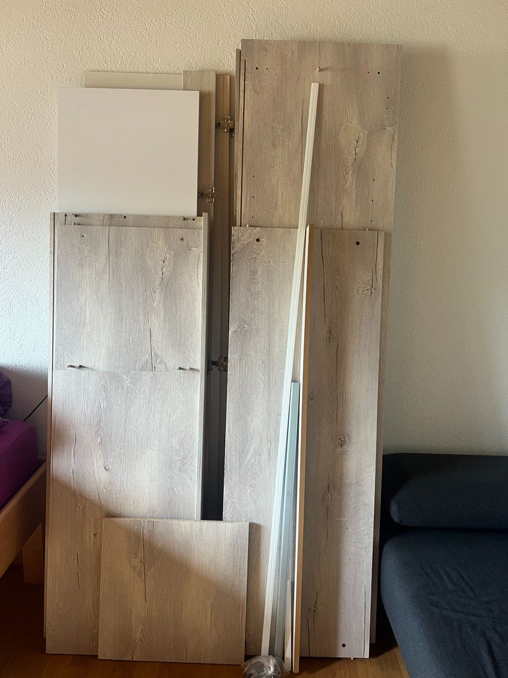 Schränke: Kinderkleiderschrank 2 Türig – Gebraucht aus Appenzell von oli_8dbc