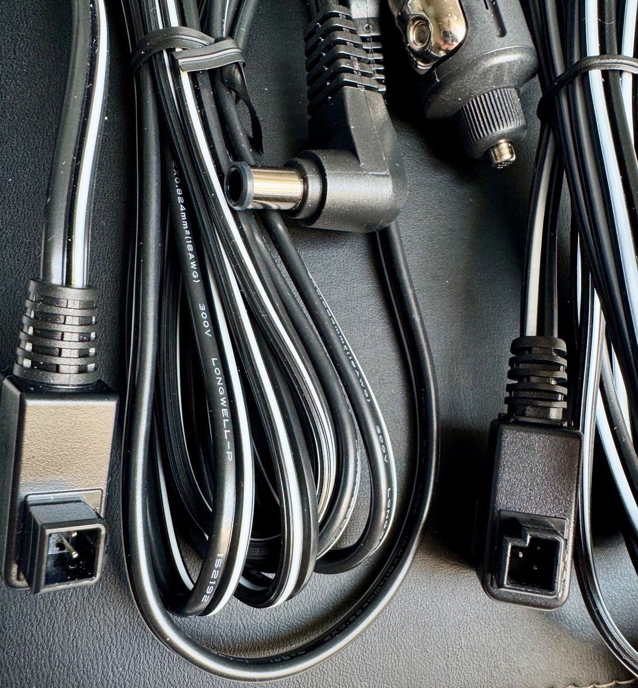 Sony Altri Accessori: Sony Ladegerät AC-VQ1051 – Usato da Hermetschwil-Staffeln venduto da Sigmund57 5