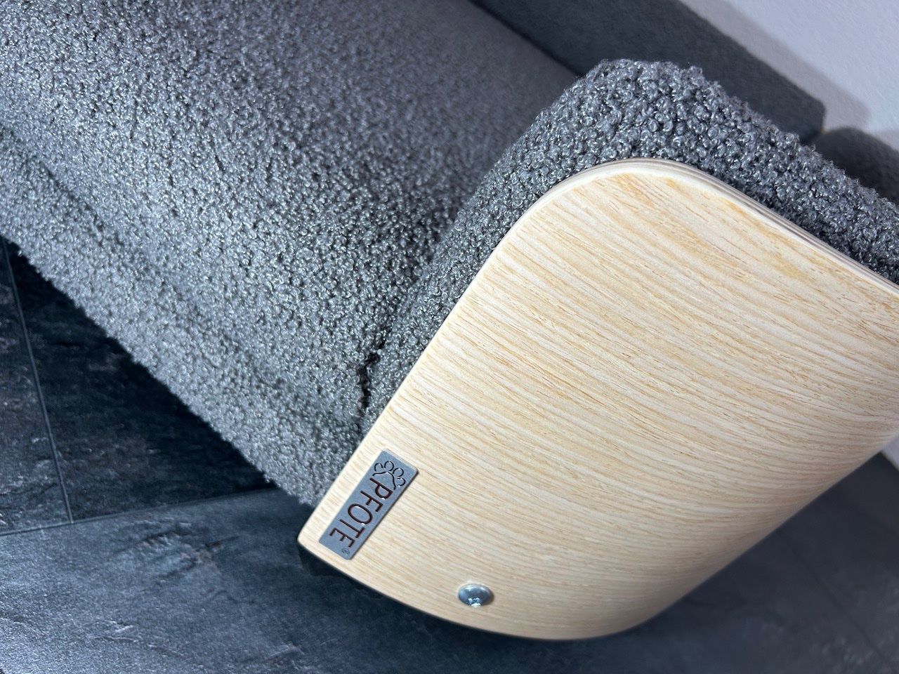 Cucce & Letti: PFOTE® Hundesofa aus Sperrholz – Nuovo e nell'imballaggio originale da Sirnach venduto da XELOonlineGmbH 4