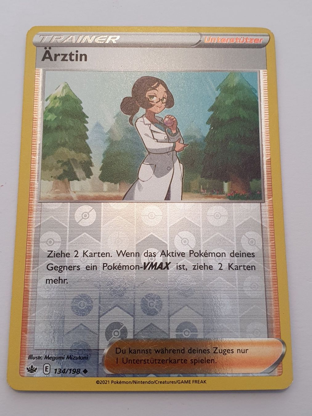 Pokémon Carte collezionabili: Trainer Ärztin / 2021 Pokémon / Reverse Holo – Usato da Oberdorf BL venduto da BaldenEagle