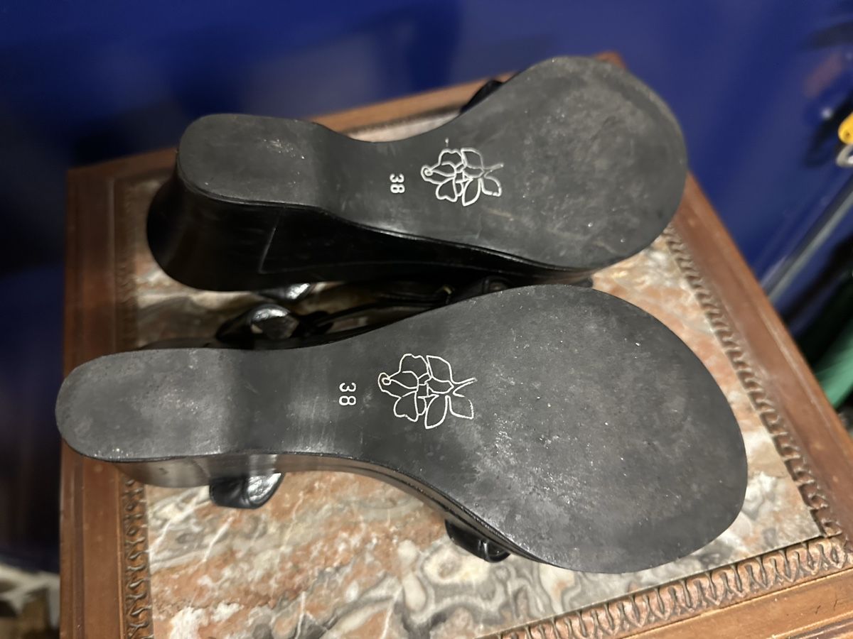 Damenschuhe: Sandales haut de forme FreeLance,Paris taille 38. – Gebraucht aus Genève von Tom6 5