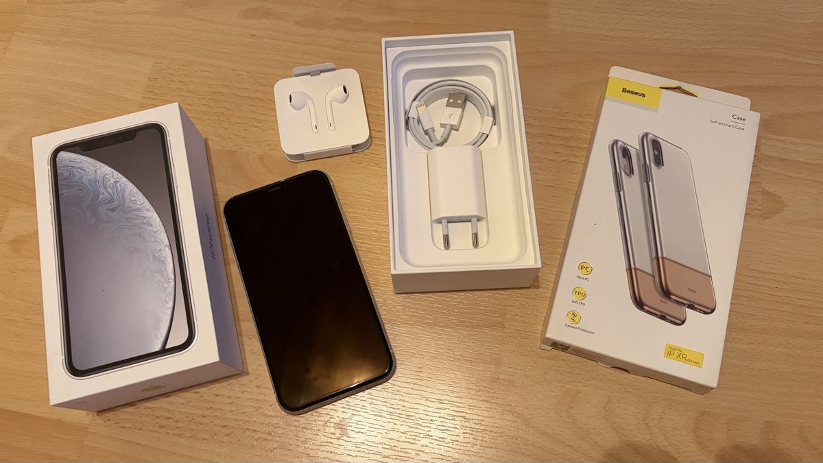Apple Telefoni cellulari / Smartphones: iPhone Xr weiss 128gb – Usato da Walenstadt venduto da Smokyboy