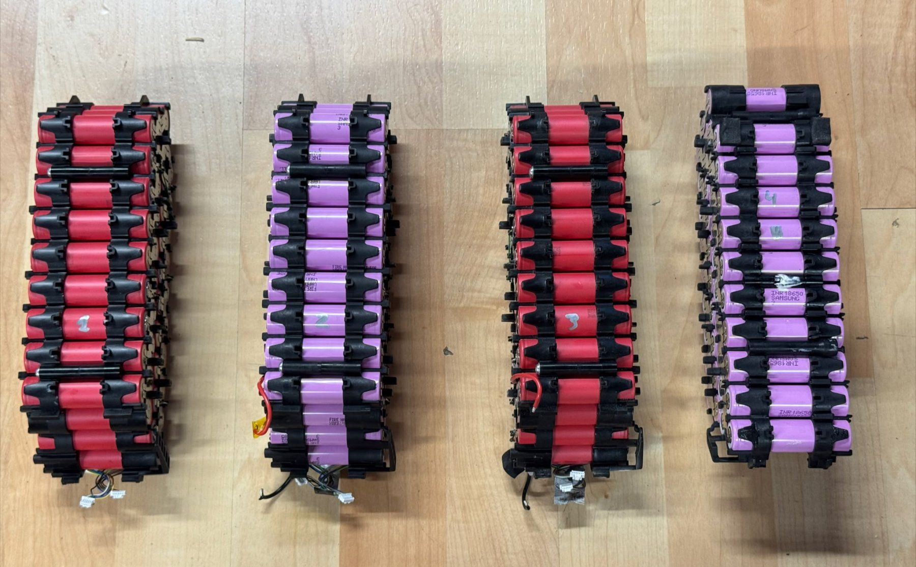 Bosch Batteries: 4x Bosch 500 Akkupsack – Défectueux à Aristau par SwissVolts_Akkus