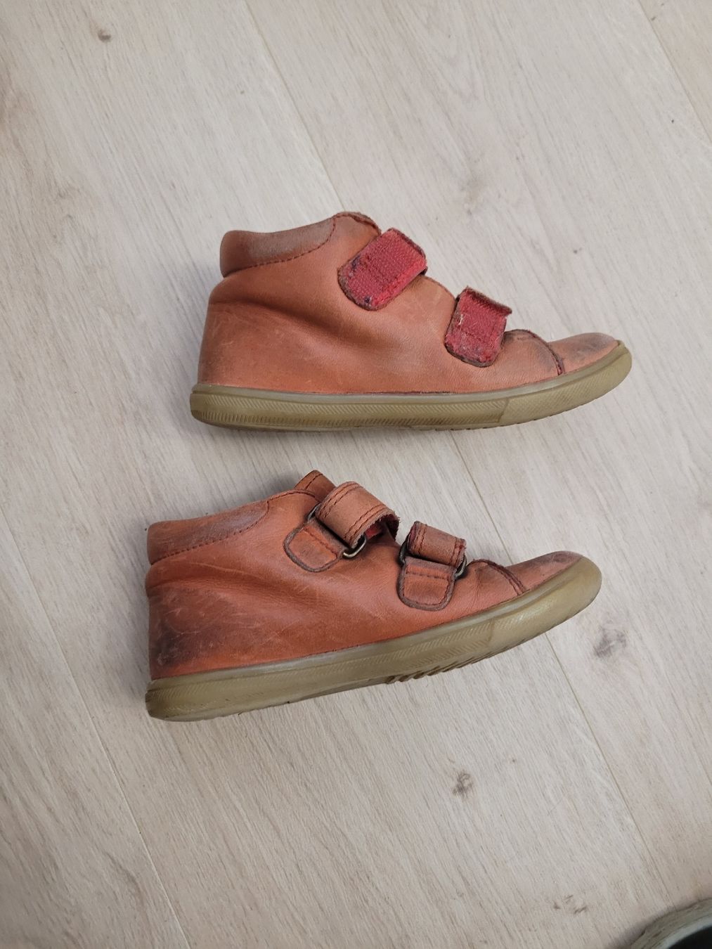Schuhe für Jungen: Schuhe Gr. 26 – Gebraucht aus Lupsingen von sta_wgg5 3