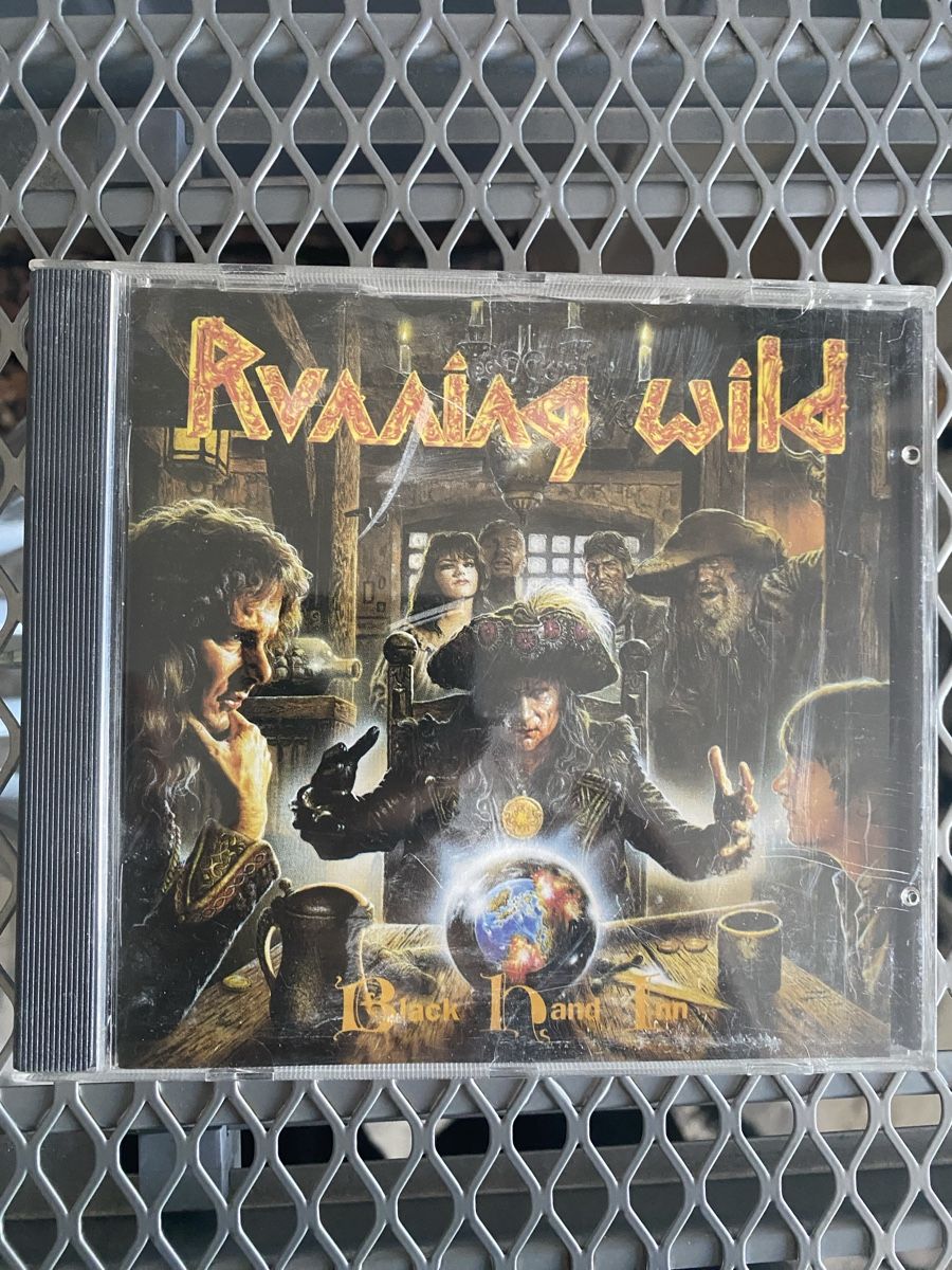 CDs: Running Wild - Black Hand Inn – Gebraucht aus Thayngen von doncorvetto