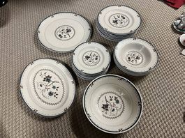 Service, Royal Doulton Old Colony China 