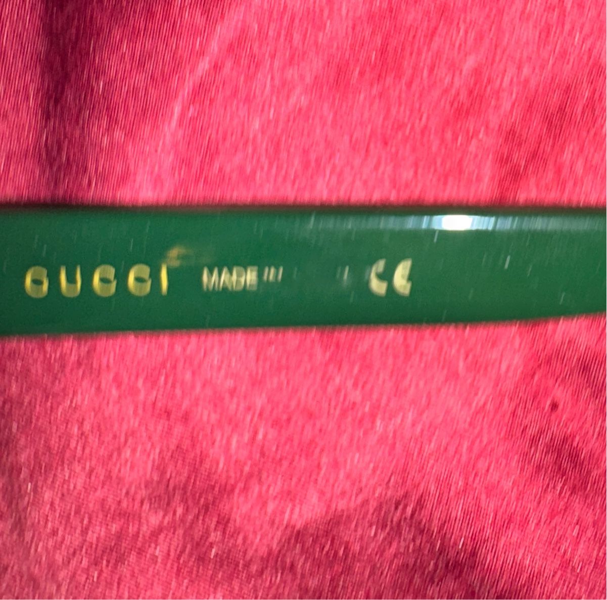 Gucci Occhiali & Lenti: Lunettes solaires Gucci – Nuovo (secondo la descrizione) da La Neuveville venduto da Lak7 3