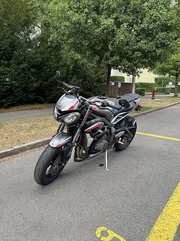 Strasse: Street Triple 765 RS – Gebraucht aus Wettingen von sil_7qmm