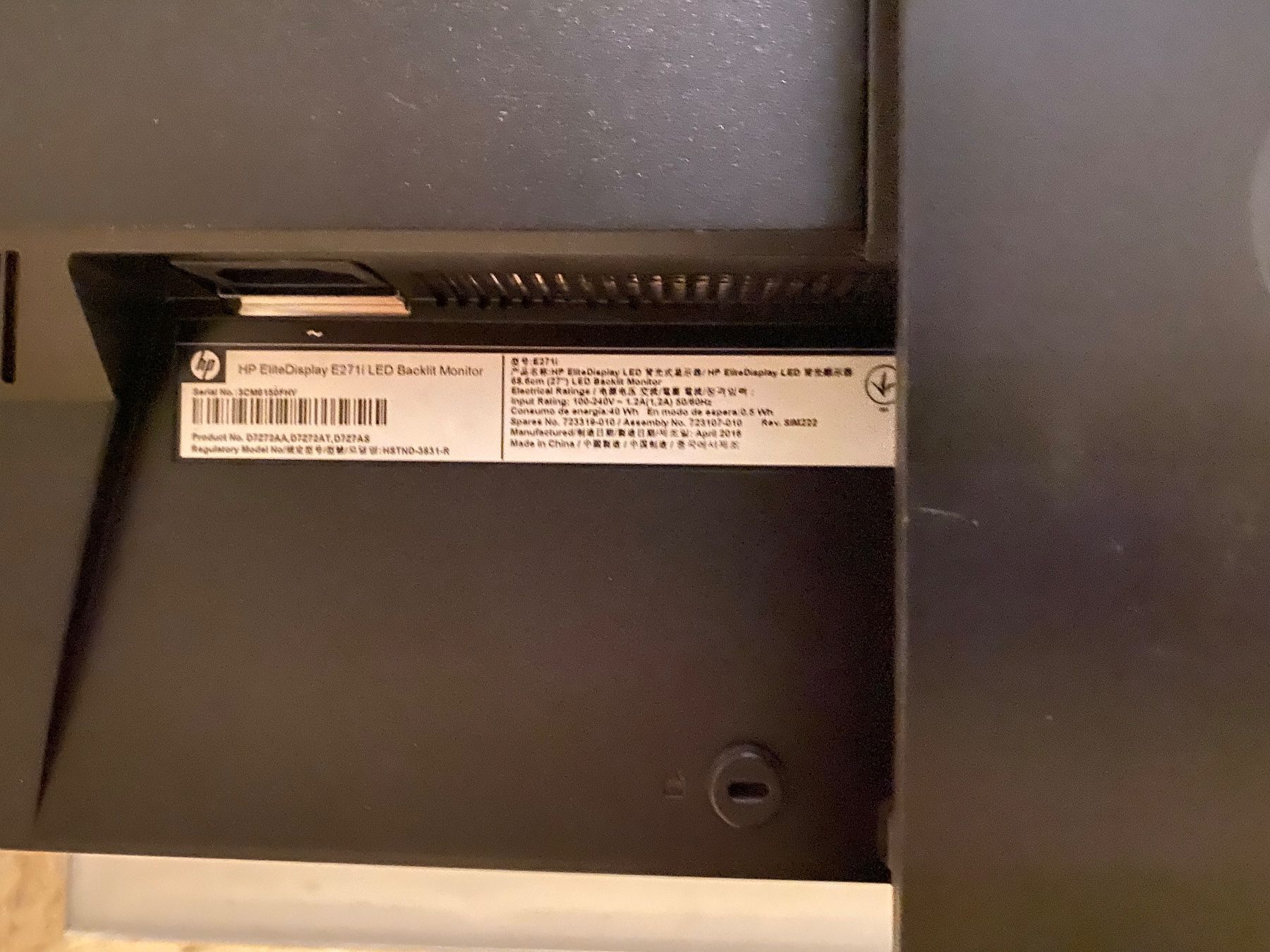 Hewlett Packard Monitor: HP 27 Zoll – Usato da Oberriet SG venduto da shanis 3
