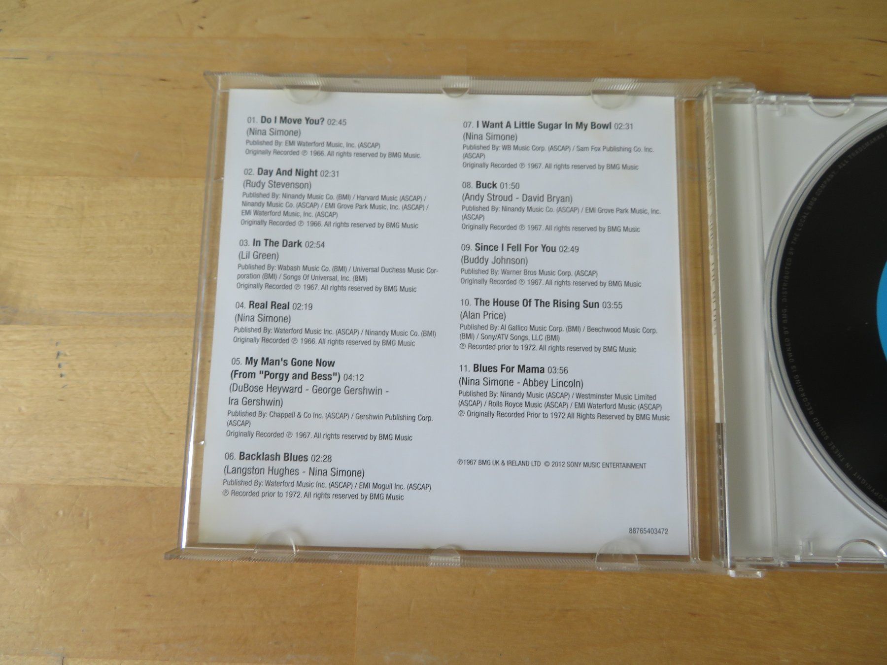 CDs: NINA SIMONE "Sings the Blues" – Gebraucht aus zürich von Goldimmund 2