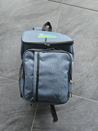 Picknick Rucksack blau mit Geschirr neu 