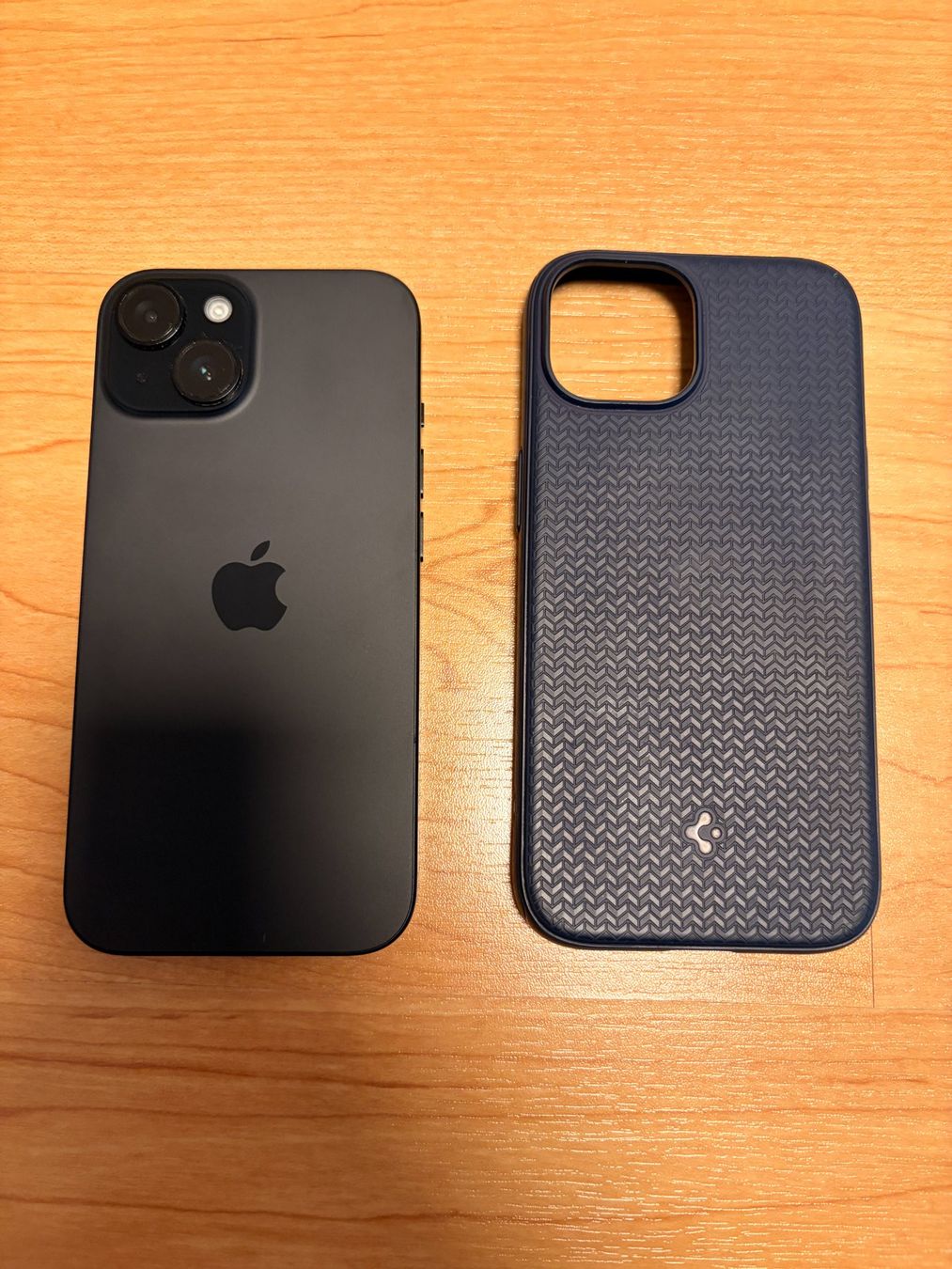 Apple Handys / Smartphones: iPhone 15, Black, 256GB, Model A3090 – Gebraucht aus Altendorf von Payfrog85 2