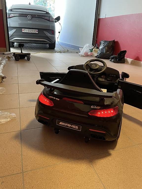 Automobili: Mercedes GT AMG  – Usato da Sorengo venduto da luc_bn68