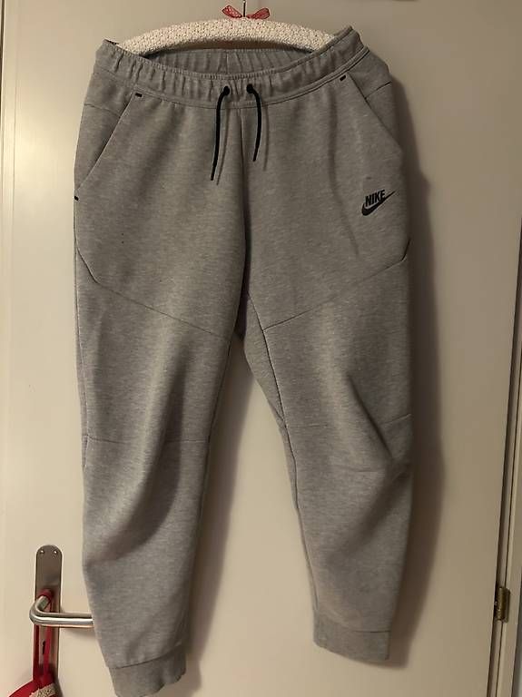 Hosen: Nike Tech – Gebraucht aus magliaso von rossella17