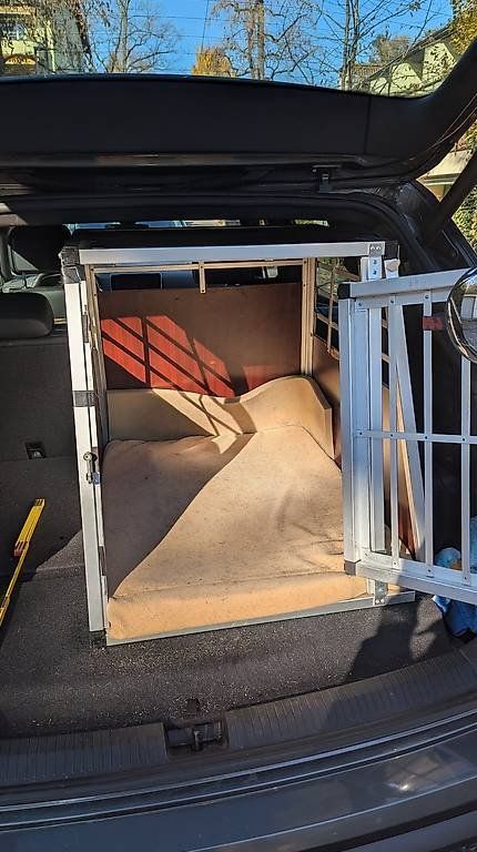 Gabbie, trasporto & Sicurezza: Robuste Hunde Transportbox aus Alu – Usato da Bern venduto da baze 1