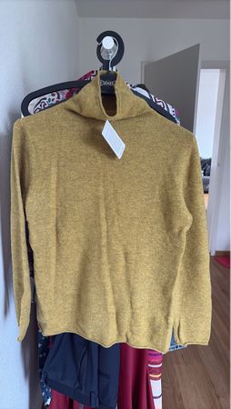 Cosy Wool Blend Jumper - Perfect for Autumn Evenings!