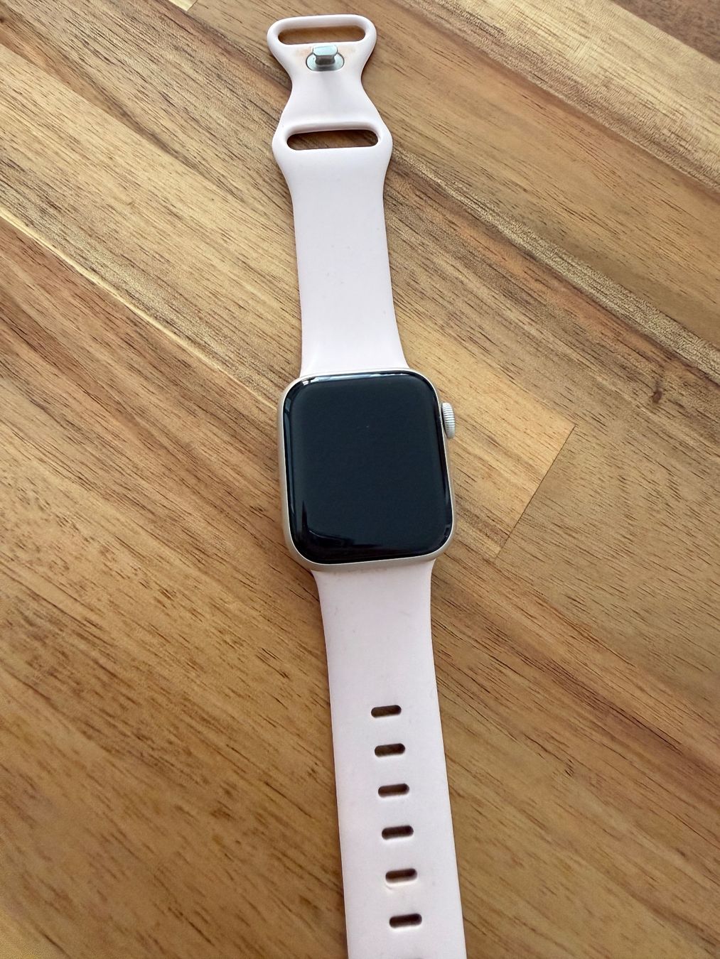 Apple Smartwatch: APPLE Watsch SE GPS – Usato da Bützberg venduto da selaiina 1