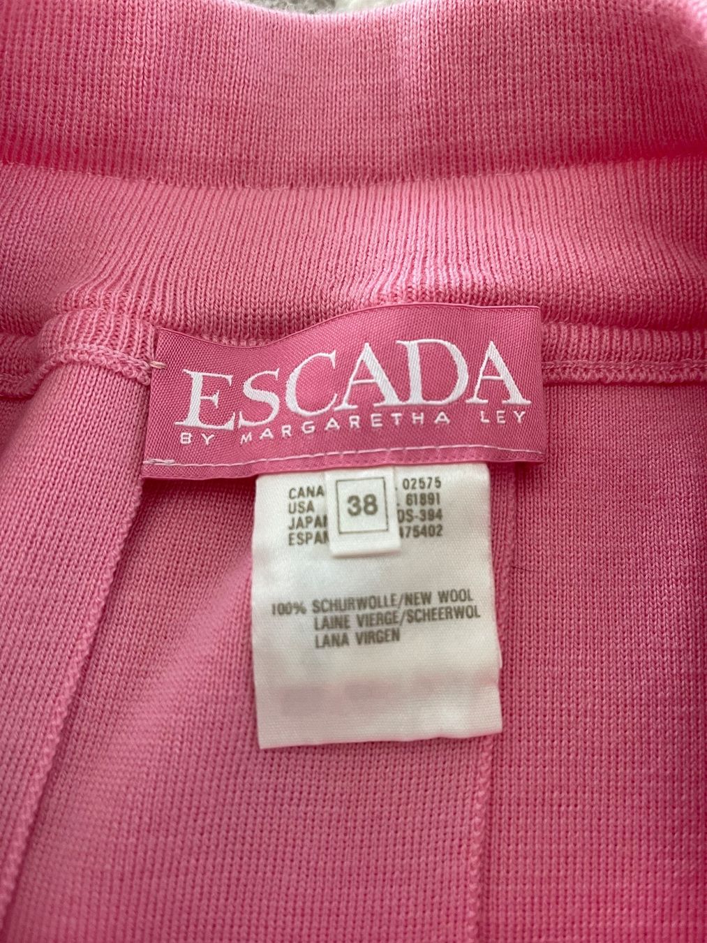 Escada Gonne: ESCADA 100 % Schurwolle wunderschöne Rock – Usato da Winkel venduto da Glamour4You 1