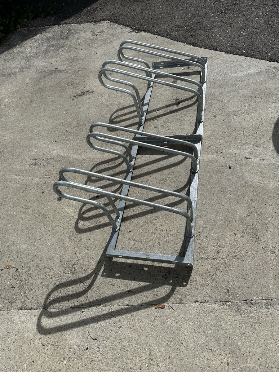 Cavalletti per biciclette: Fahrradständer – Usato da Solothurn venduto da nic_mt29