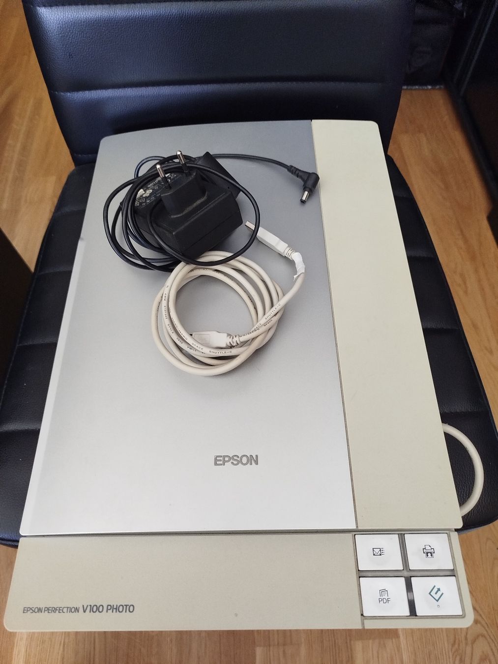 Epson Scanner: Alter Epson Perfection  Scanner – Gebraucht aus Rubigen von Honda750