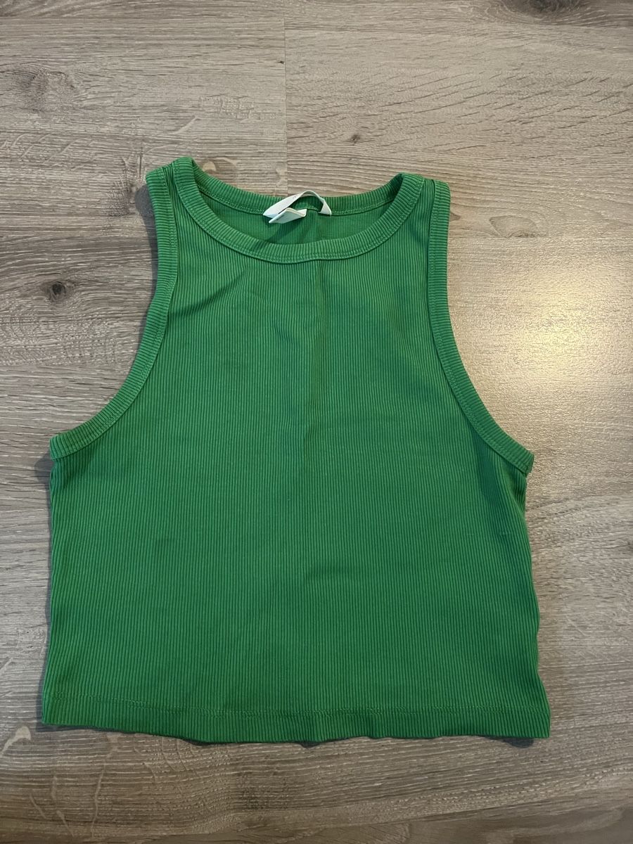 Blusen, T-Shirts & Tops: Lot de 4 débardeurs côtelés – Neu (gemäss Beschreibung) aus Les Geneveys-sur-Coffrane von papoute 2