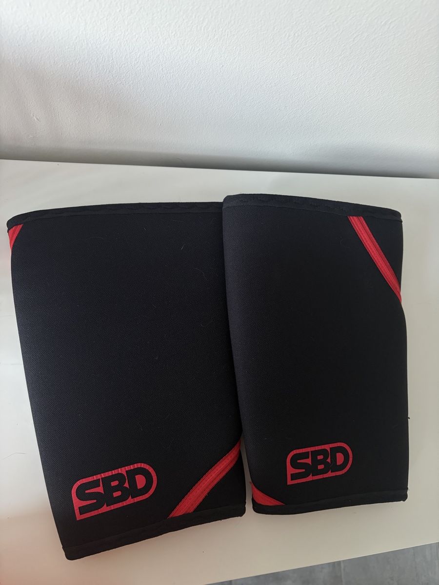 Protections: SBD Kniestulpen Gym – D'occasion à Othmarsingen par che_n8zz