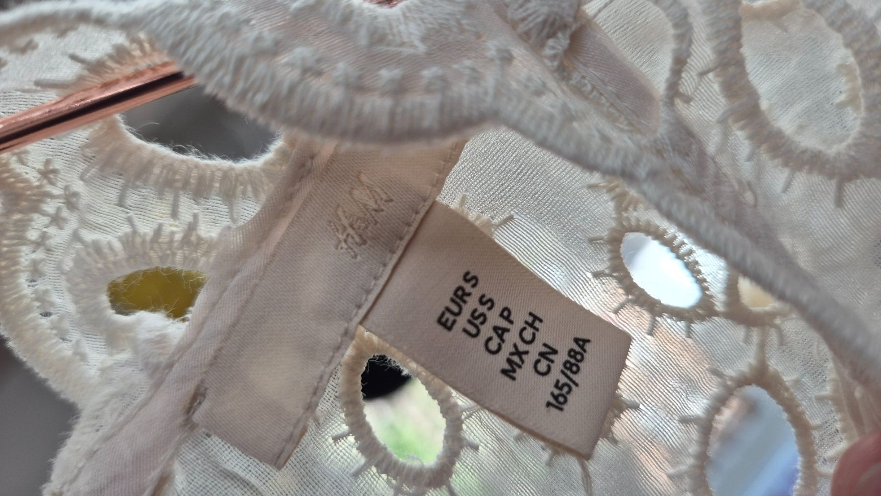 H&M Vestiti: Offwhite H&M summer dress size S – Usato da Zürich venduto da monadiederich 3
