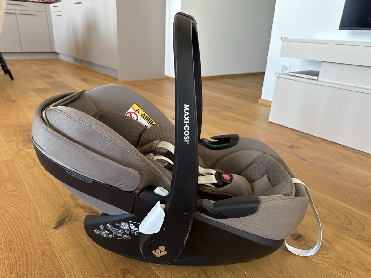 Maxi-Cosi Seggiolini per auto: Maxi-Cosi Pebble 360 beige Babyschale – Usato da Schocherswil venduto da ast_96fh 1