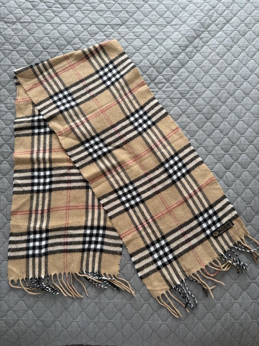 Foulards, Tücher & Schals: Schal aus Wolle – Gebraucht aus Dübendorf von MariaS.
