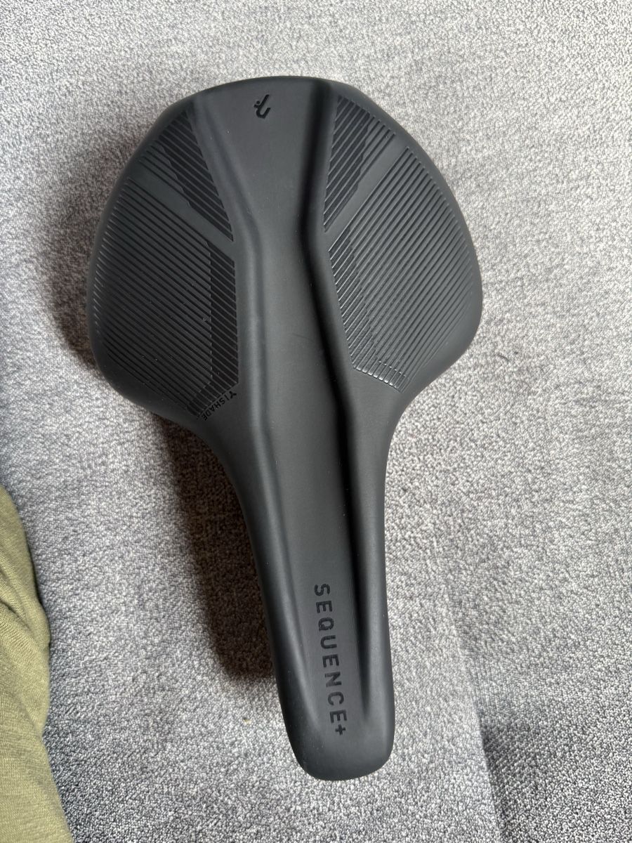 Pièces détachées: Fahrradsattel – Neuf (Voir description) à Herbligen par shqipe88 2