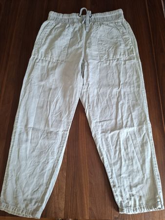 Stoffhose Zara beige mit Gummibund Grösse M guter Zustand