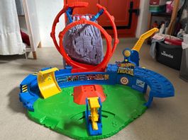 Hotwheels Monstertrucks TRex Volcano Arena